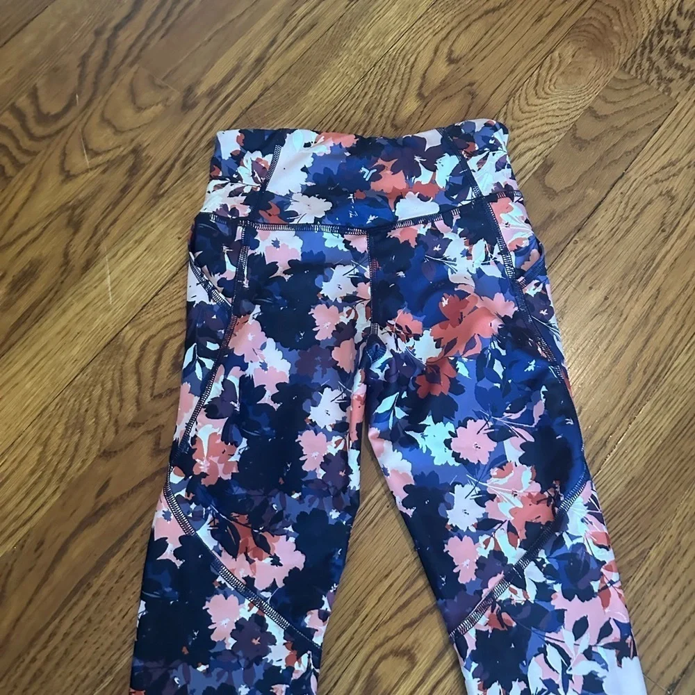 Old Navy Floral Girls Leggings Size S(6/7)